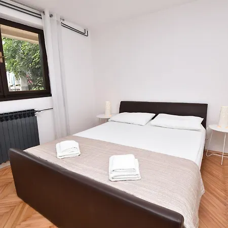 Appartement Ivan Primošten